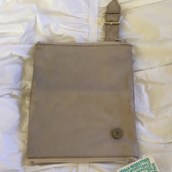 NWT wallet - Picture 4 of 4